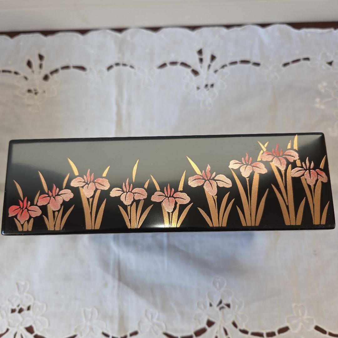 菖蒲と橋の重箱(六寸角三段重)高級漆器