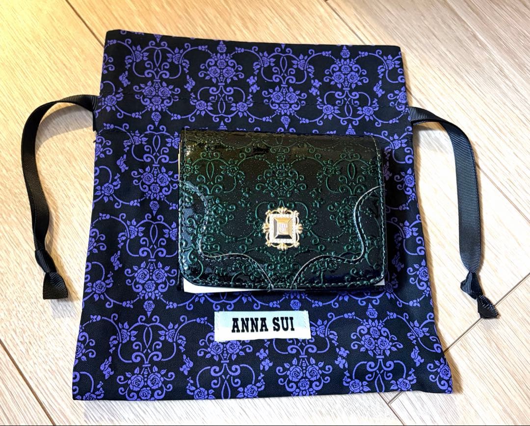 本日限定価格♡新品未使用♡ANNA SUI アナスイ　ルーミー 二つ折り財布