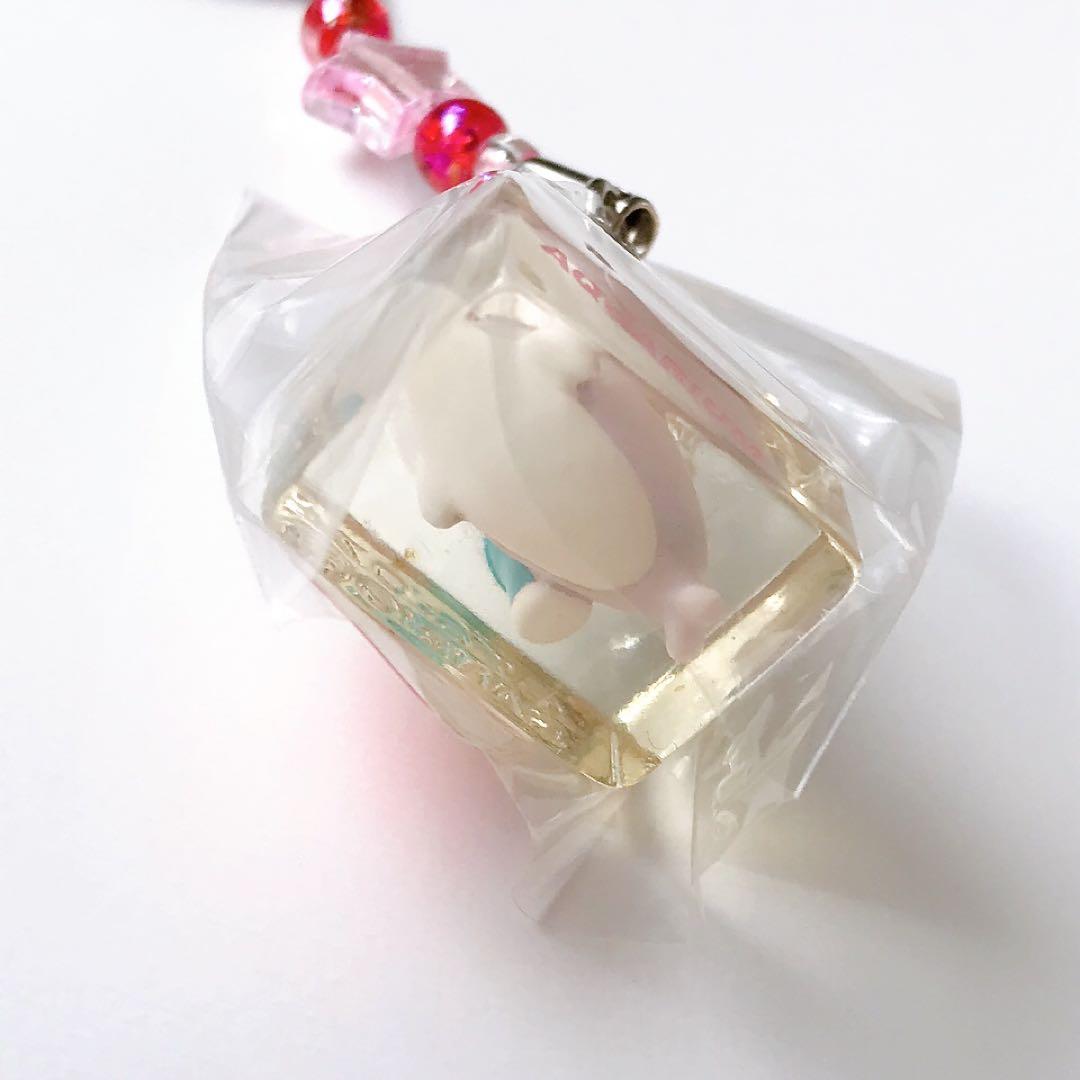 ご当地キティ★水族館限定★クリアキューブ★根付け★ストラップ★イルカ★ビーズ