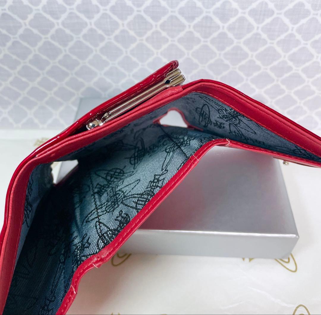 【内側に素敵な柄あり✨️】Vivienne Westwood 3折財布 エナメル赤