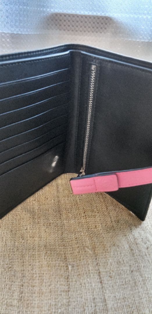 LOEWE財布