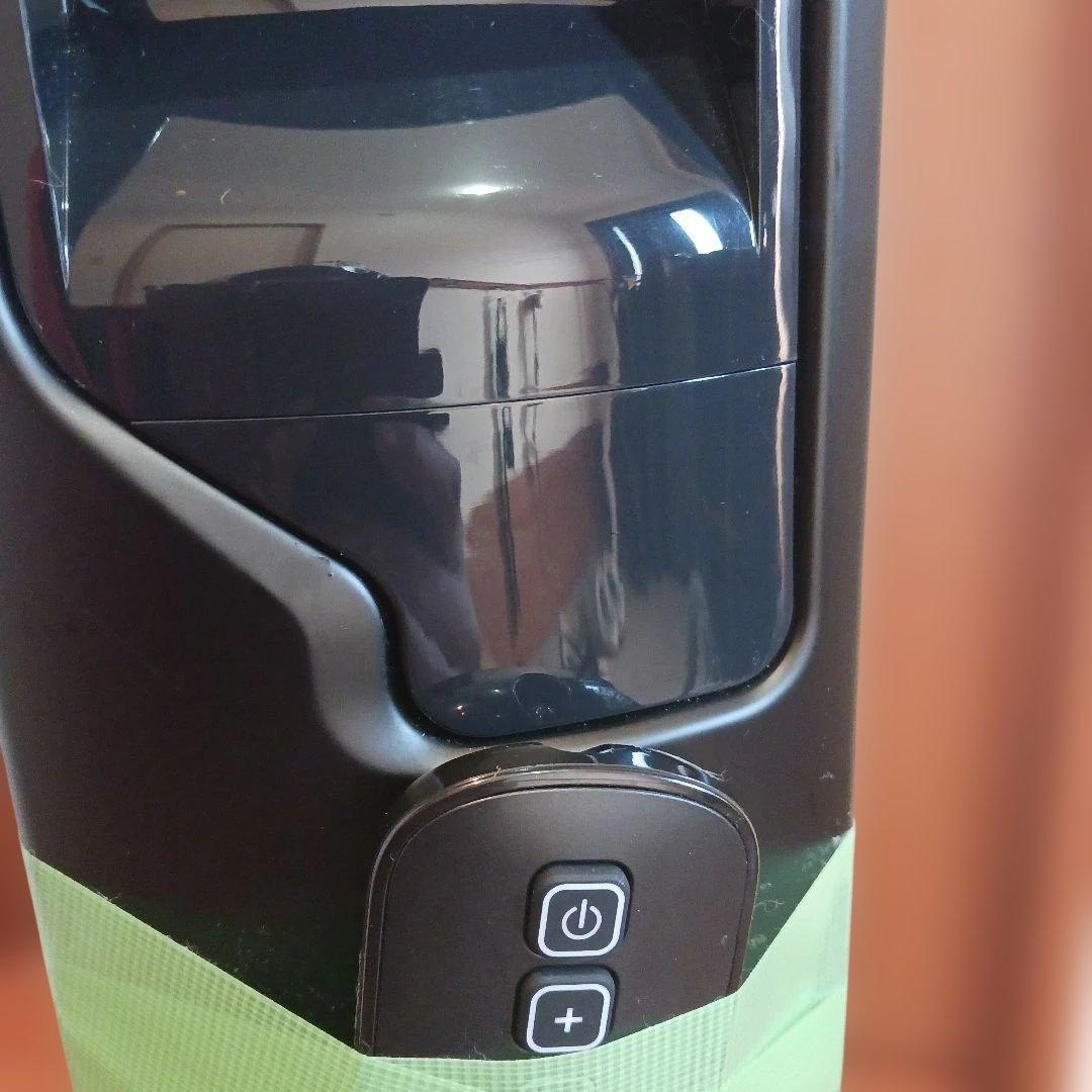 リモコン付き⭐DeLonghi オイルヒーター 縦型