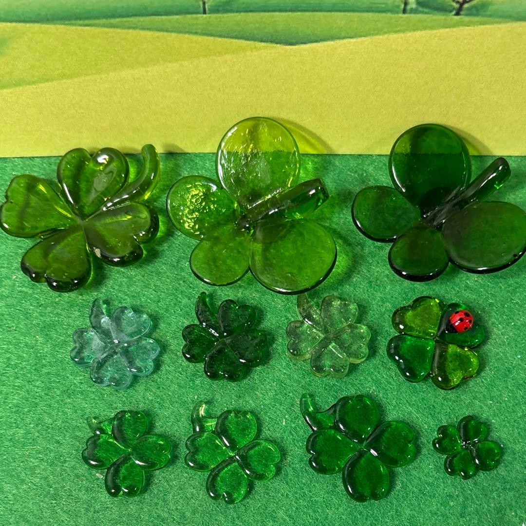 クローバー　ガラス細工　ミニチュア
