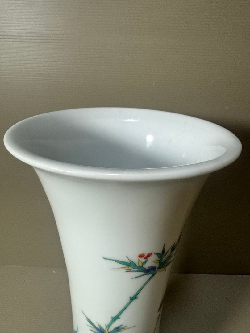 2141  其泉　色絵岩牡丹　梅竹文　花瓶