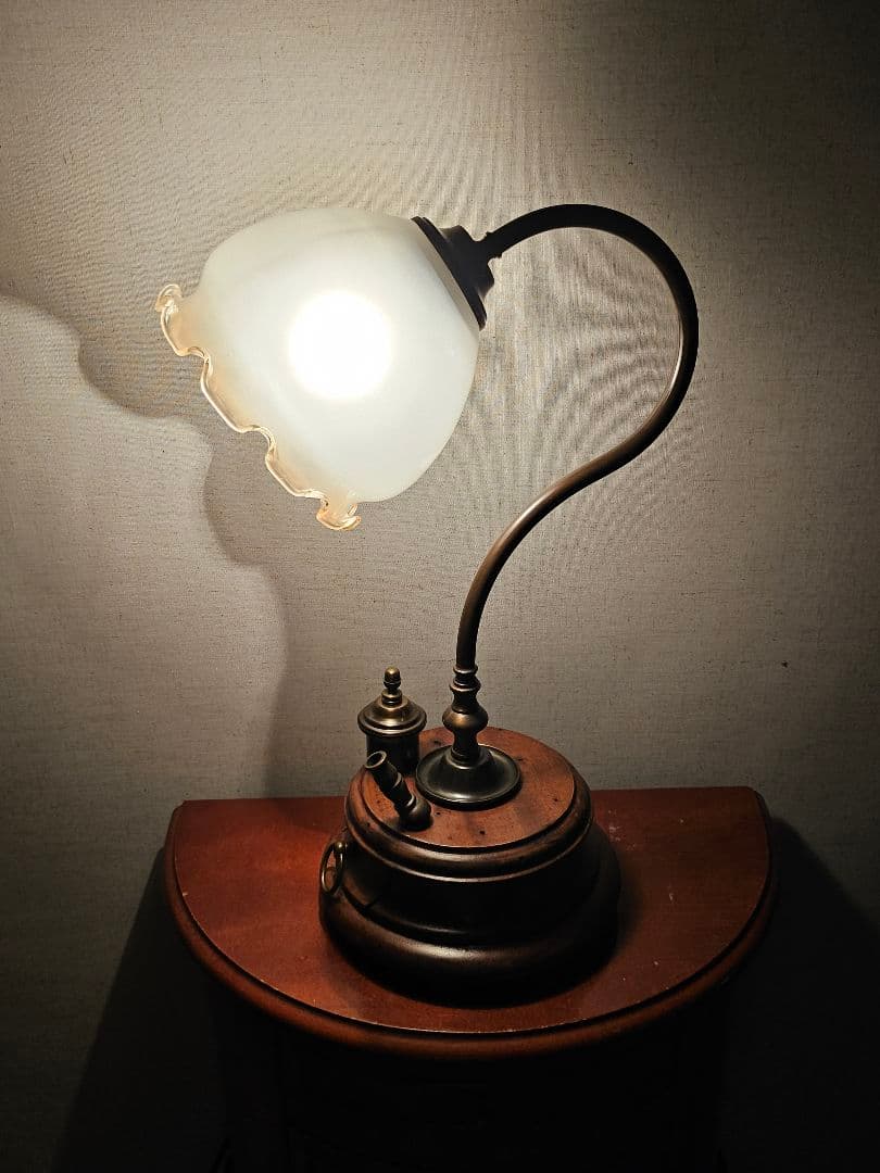 イタリアンアンティークウッドランプ