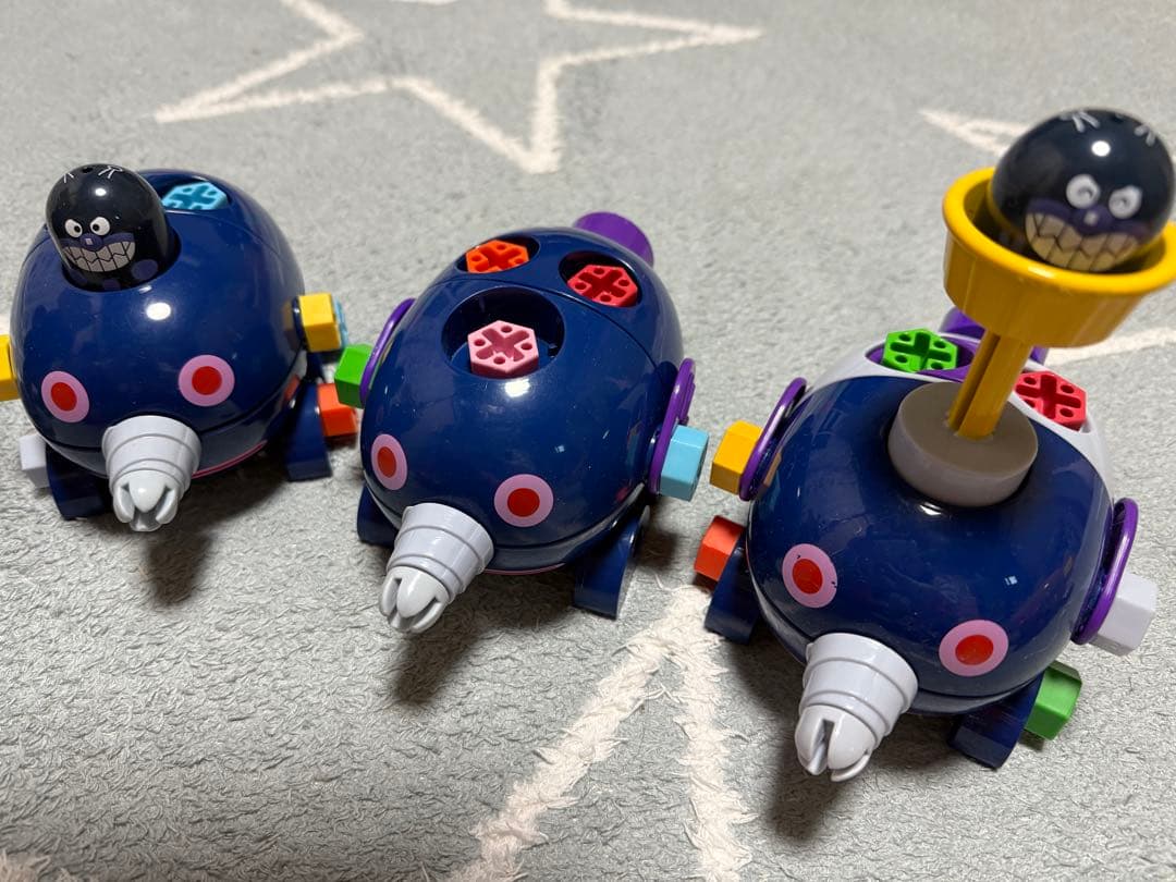 アンパンマンネジネジセット売りです