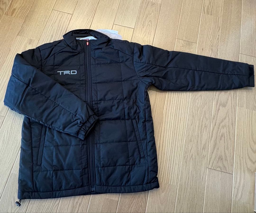 TRD ブラックジャンパー 中綿入り 未使用