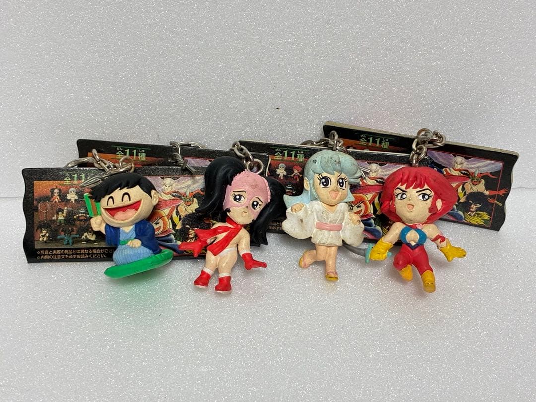 デビルマン　フィギュア　ボトルキャップ　ぬいぐるみ　パブミラー　指人形　永井豪