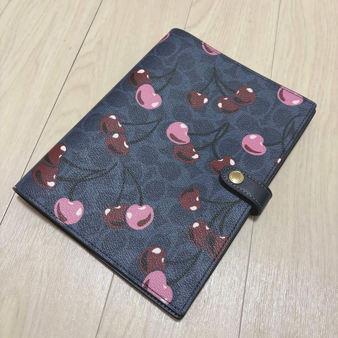 COACH チェリー さくらんぼ シグネチャー ノートブック 手帳カバー 青