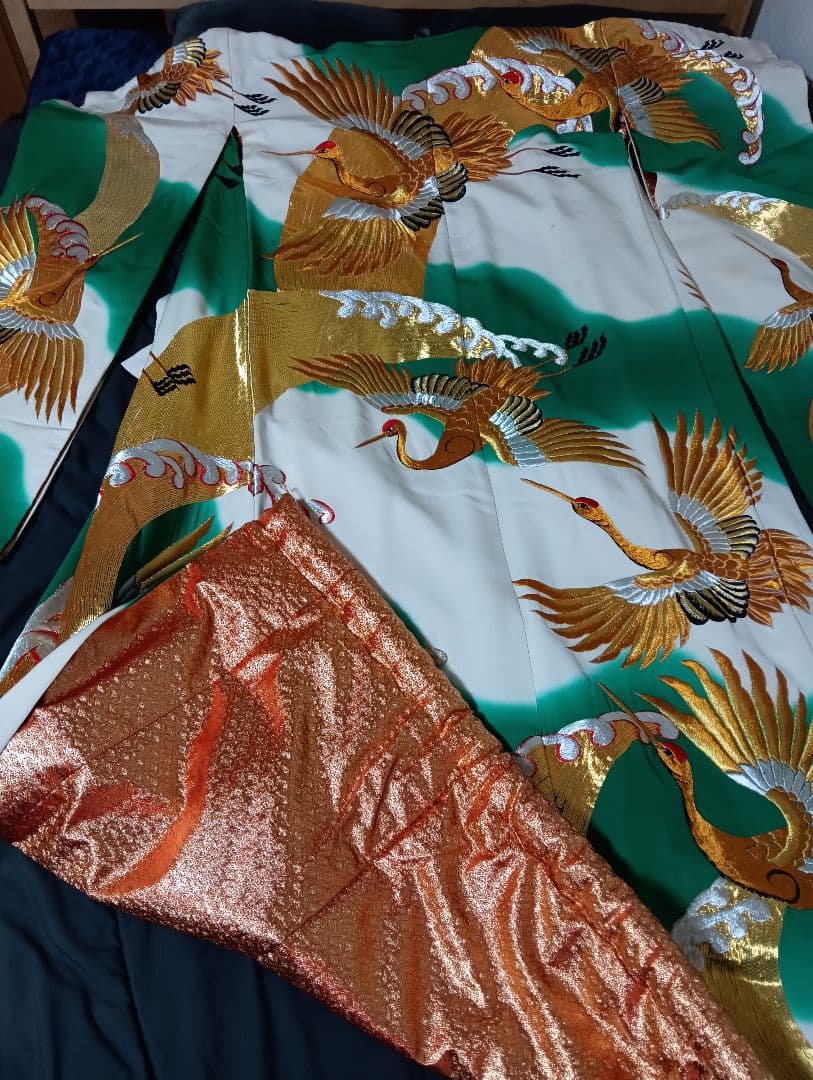 海外コレクター向きＪAＰAＮジャパン日本女性用特大雅金襴豪華刺繍鶴絵図柄和装着物