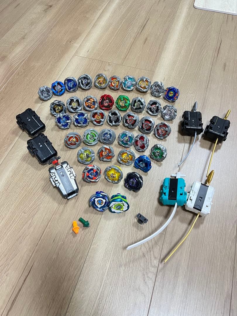 ベイブレードx まとめ売り　40個