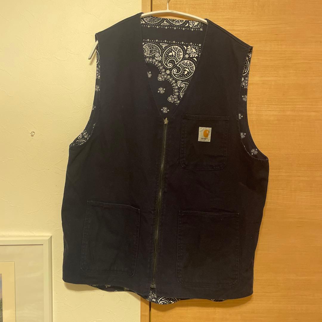 Carhartt ブラック ベスト バンダナ柄