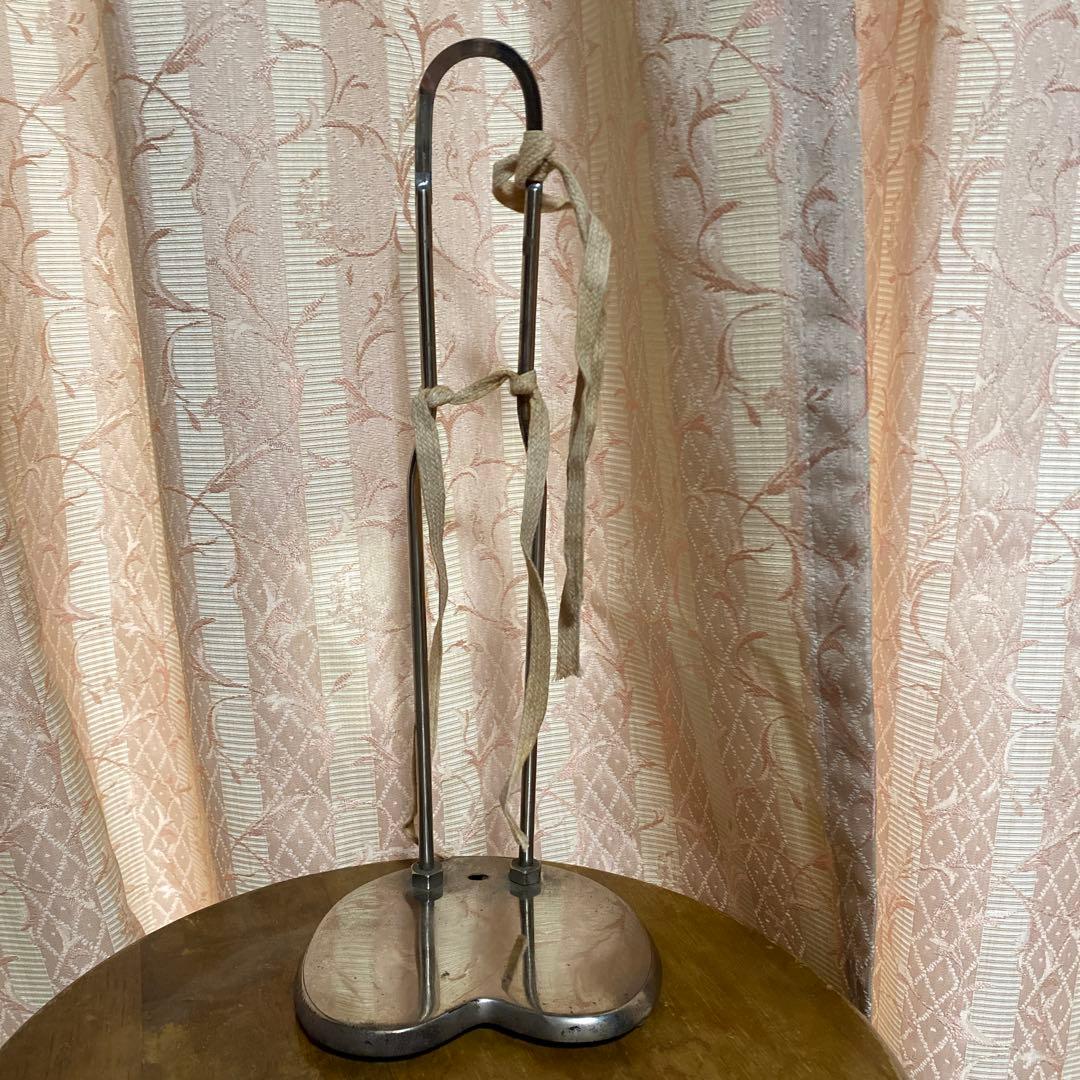 市松人形用立ち台　ハート型鋳物製　京都歌舞伎屋