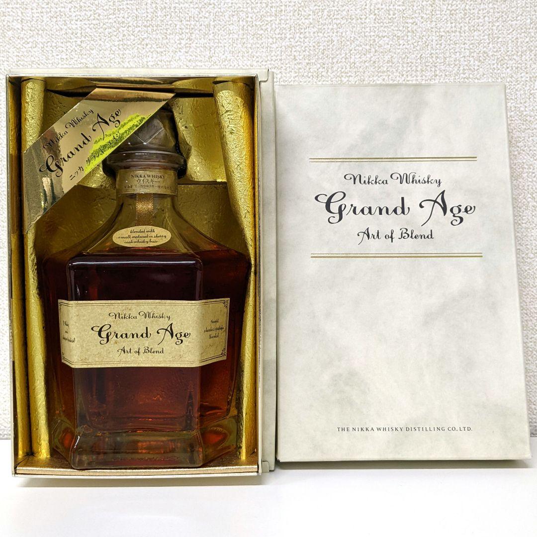 ニッカ　グランドエイジ　美品　660ml45%　古酒未開栓　箱あり