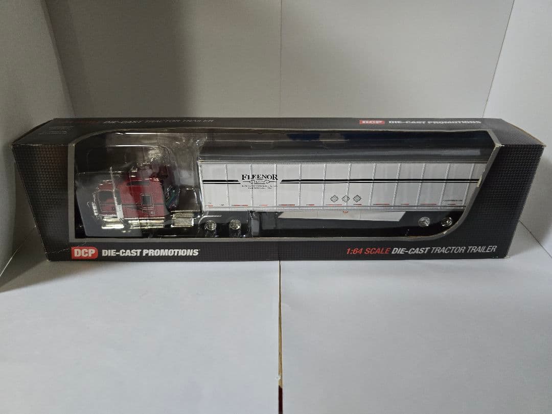 ミニカー DCP 1/64 Fleenor Brothers KW ICON 900