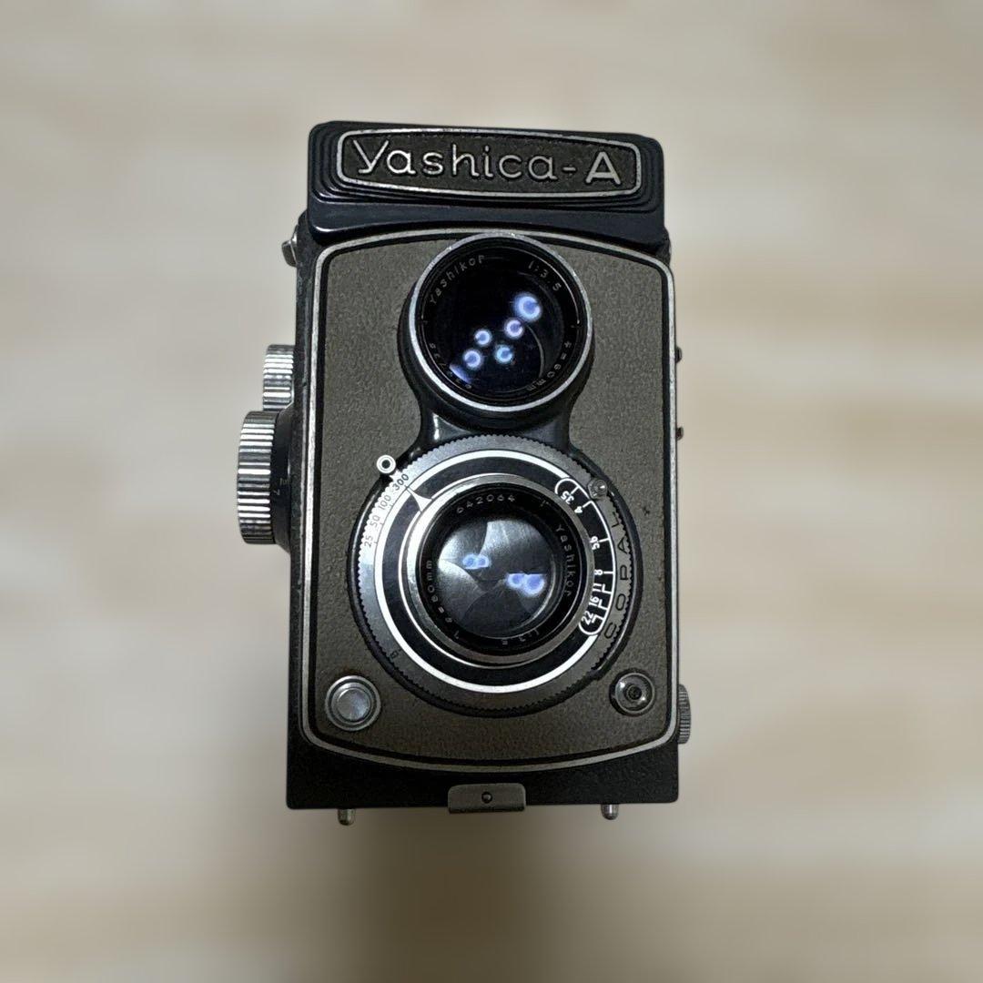Yashica-A 二眼レフカメラ