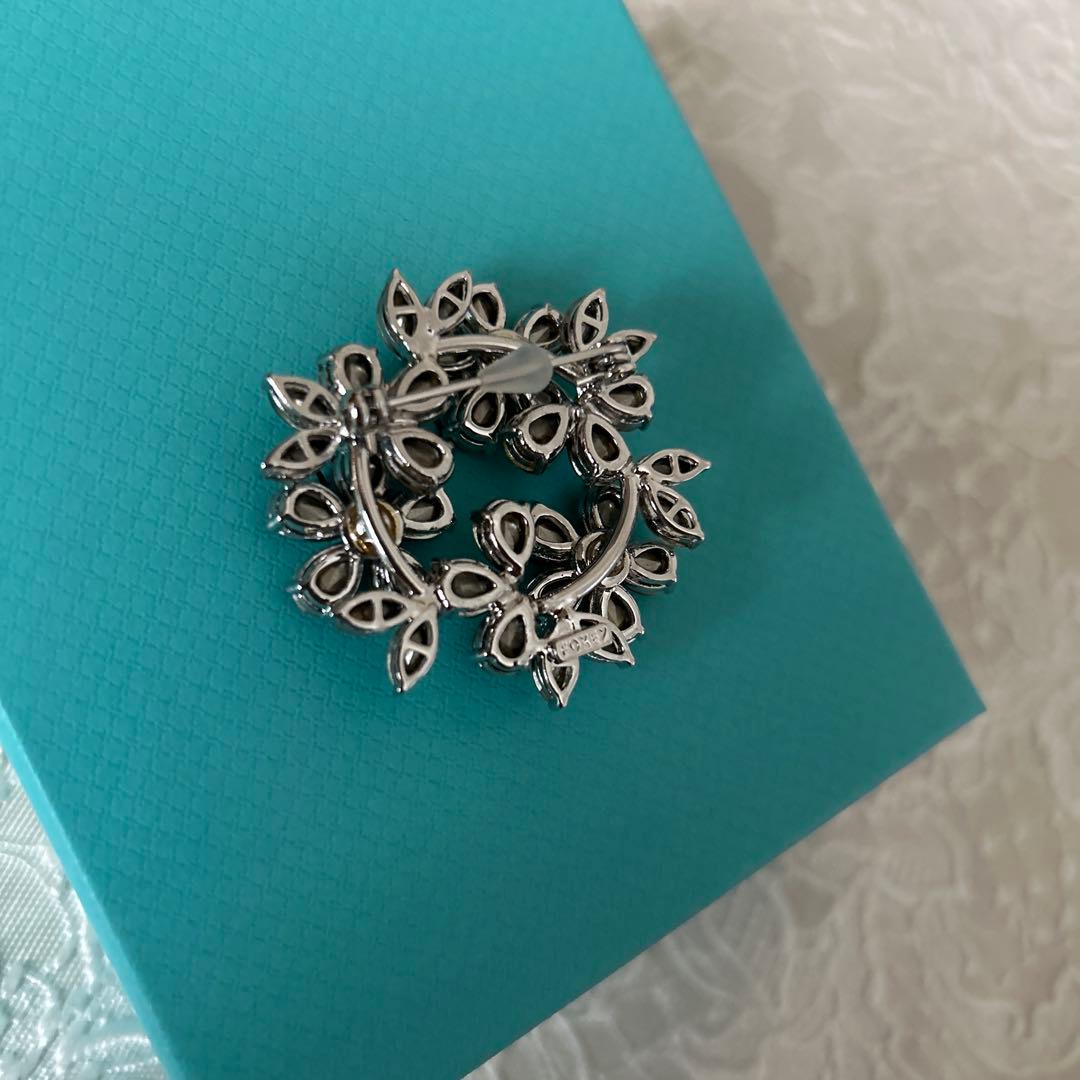 フォクシー　ブローチ　美品です