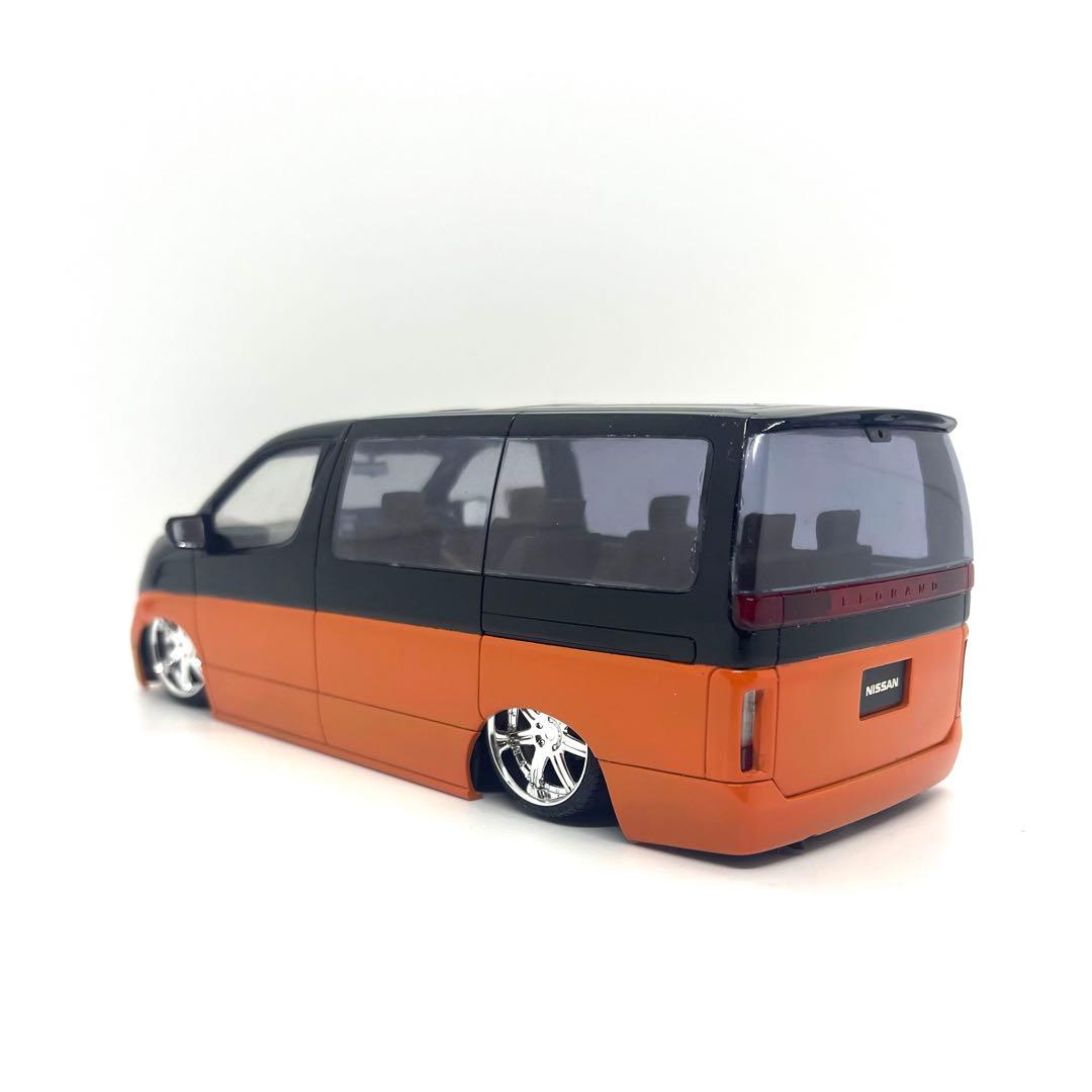 孝明　【完成品】フジミ 1/24 エルグランド トラッキンカスタム