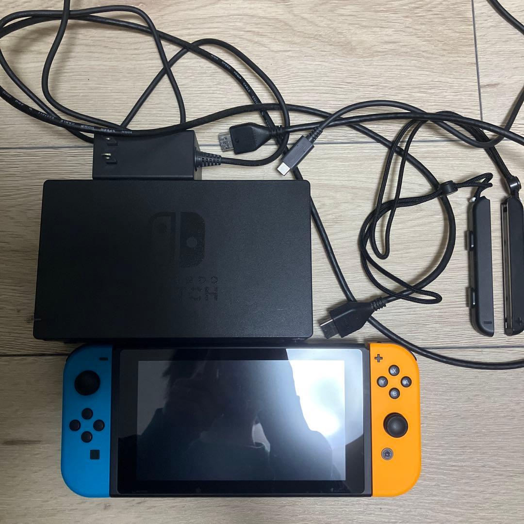 Nintendo Switch 本体 青/オレンジ 2022年製