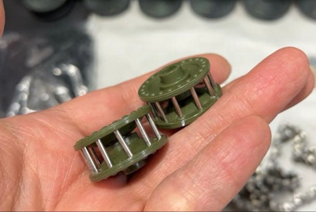 WPL E-1 1/16 新品 塗装 再組立て 金属履帯 1台制作中