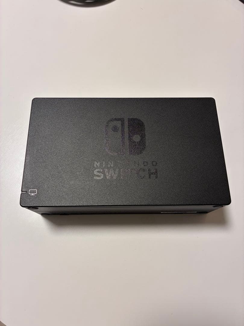 ✨【美品】✨　Nintendo Switch 本体　備品付　ケース付