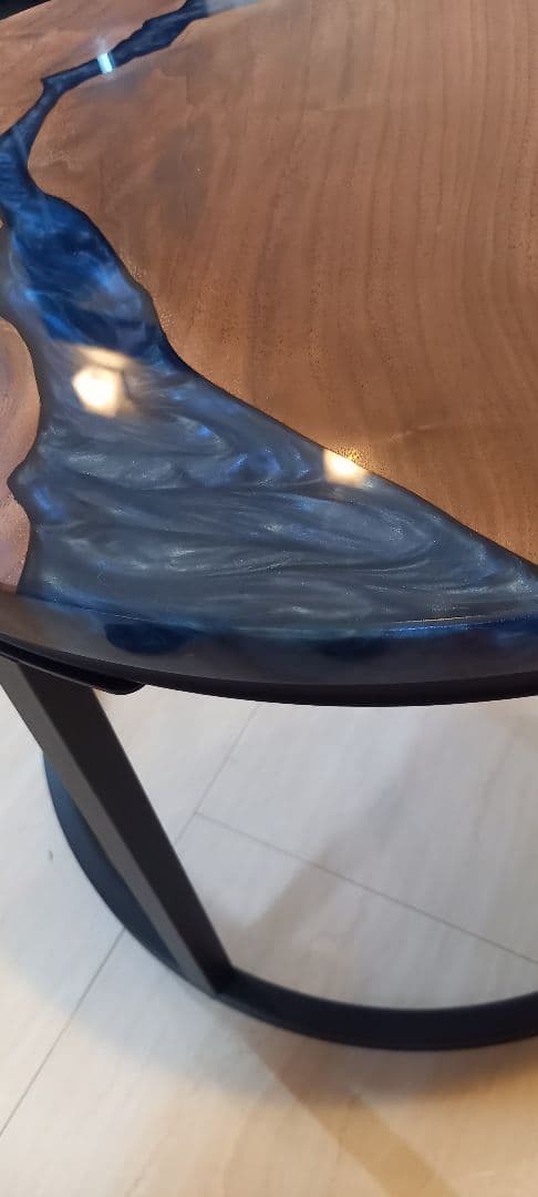 レジンテーブル　リバーテーブル　丸テーブル　コーヒーテーブル　サイドテーブル