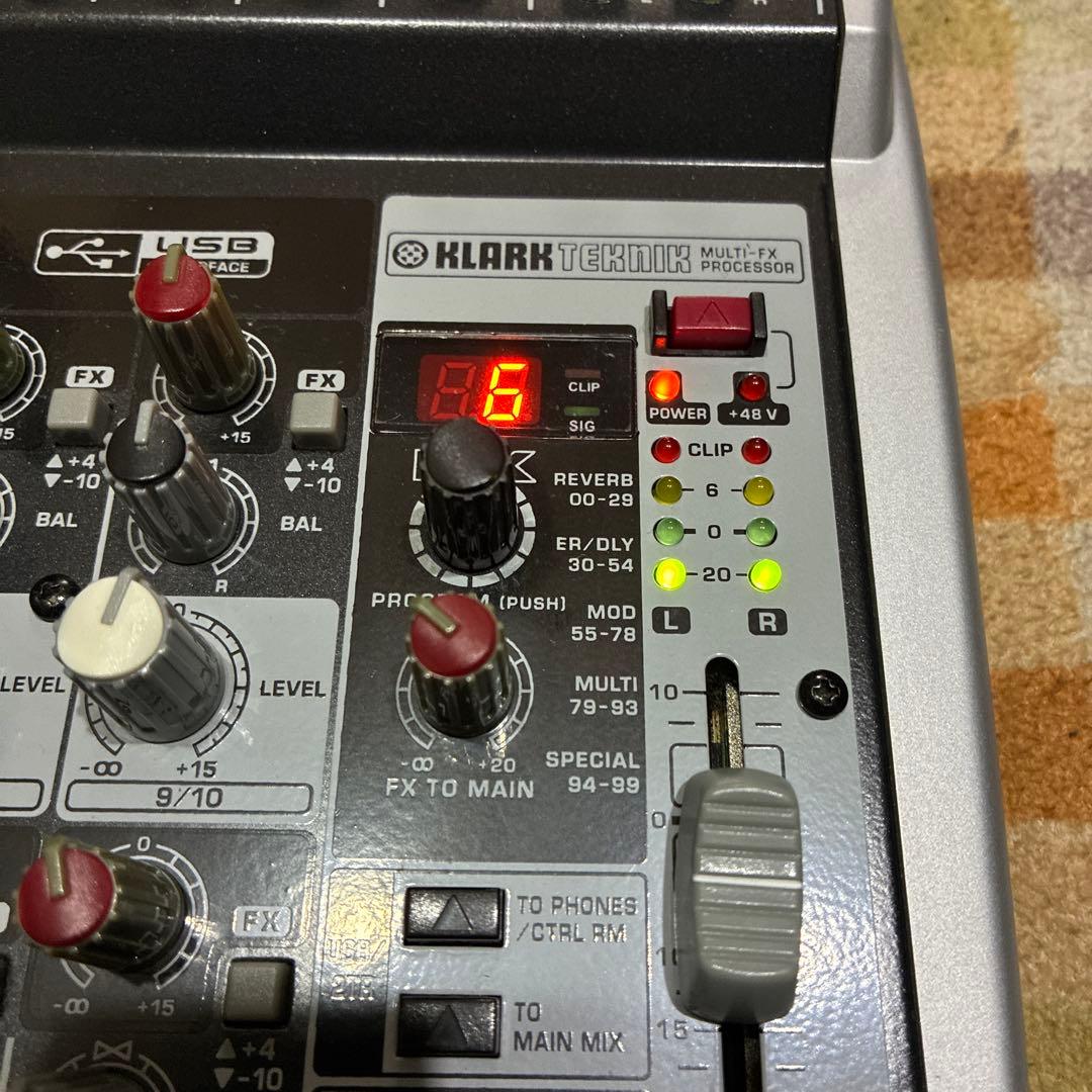 美品　動作ok！　ベリンガー　QX1202USB