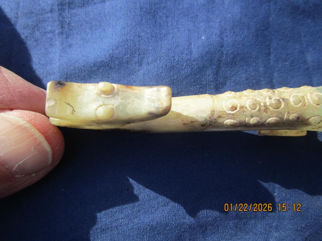 中国美術 たいこう 帯鉤帯締め 玉　石細工　彫り物　工芸品　１個