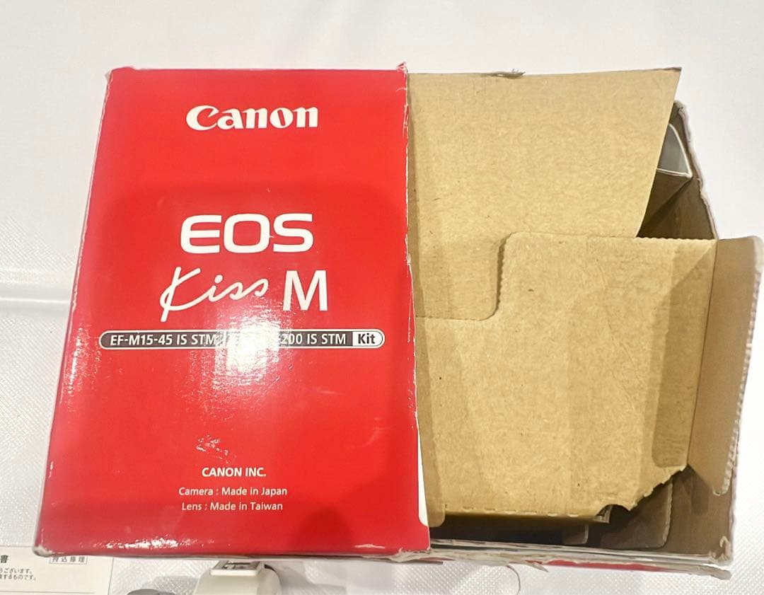 【ジャンク品】Canon EOS Kiss M 難あり　キャノン　ミラーレス