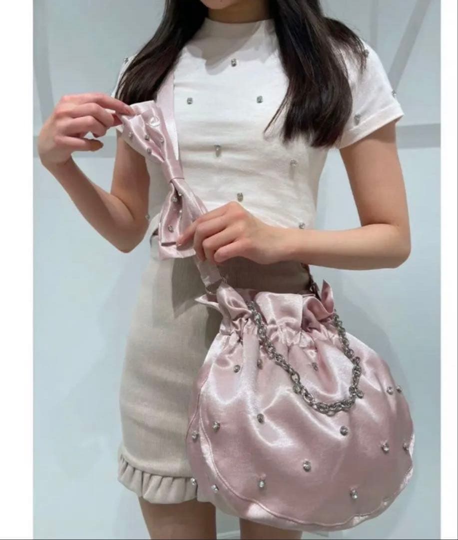 epine エピヌ　ビジューサテンショルダーバッグ