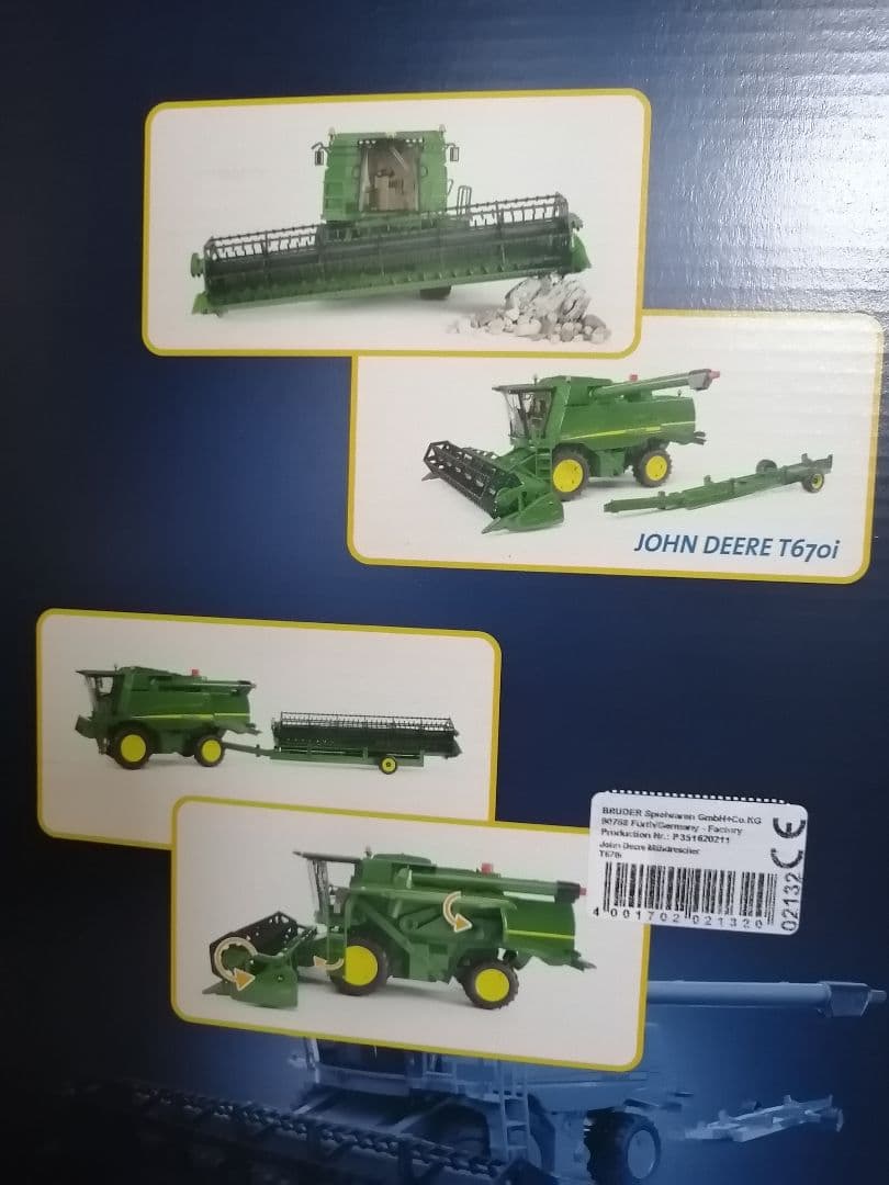 bruder　1/16　JD コンバインハーベスター T670i