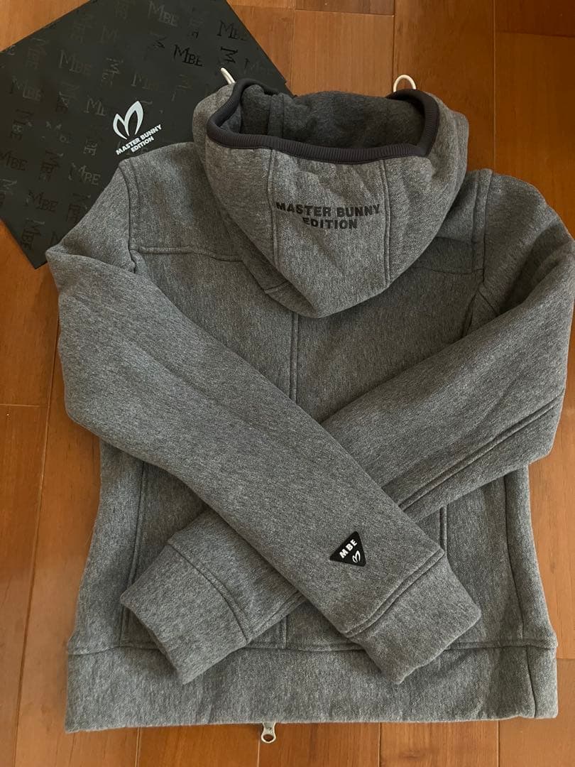 み*ゆ様 マスターバニー ジャケット パーカー 裏起毛 冬 グレー