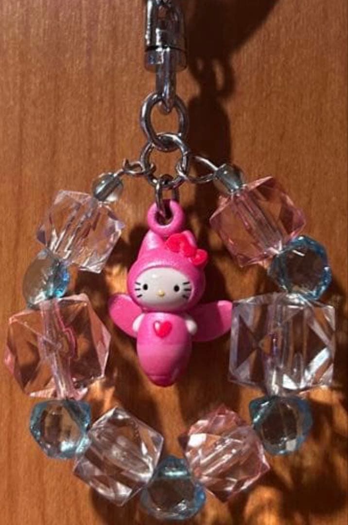 新品希少レア！ ハローキティクリオネver. キーホルダー