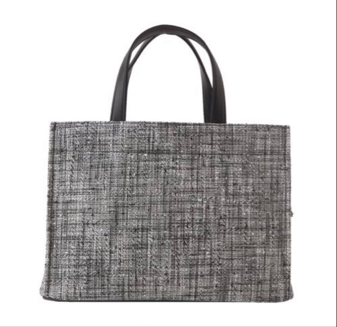 DIANA ミニBAGチャーム付き♪ビッグリボントートBAG 新品未使用品