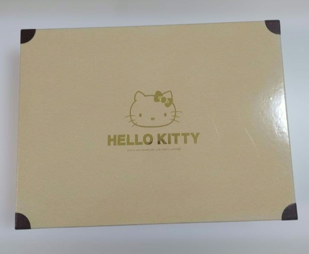 キティ　ぬいぐるみ　トランク　懸賞品