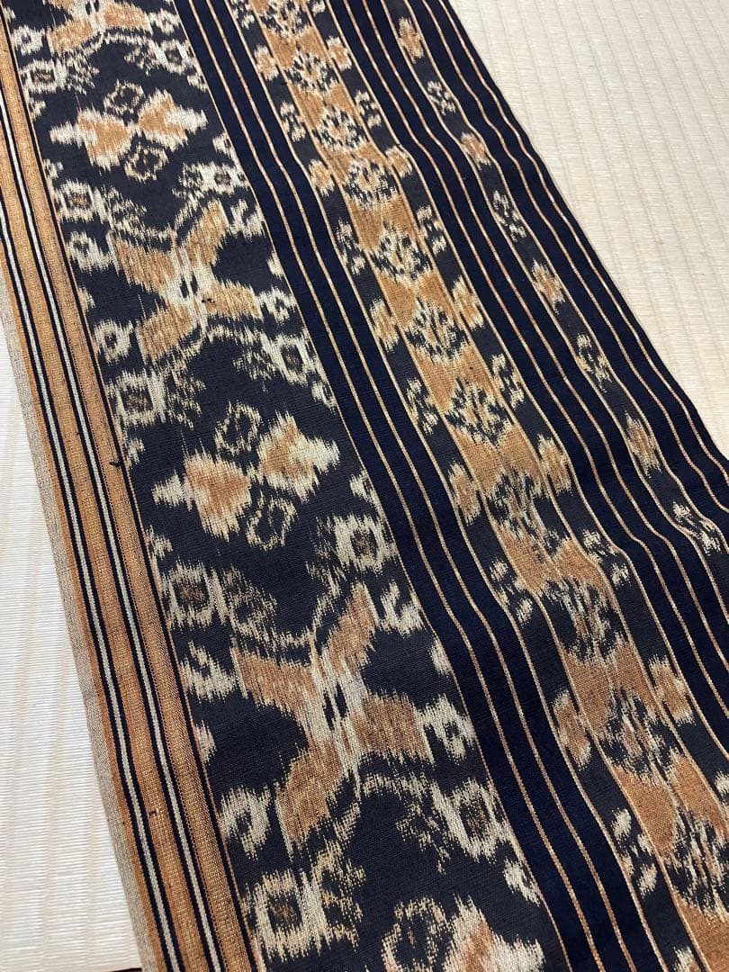 貴久樹 イカット 綿 九寸名古屋帯 黒地
