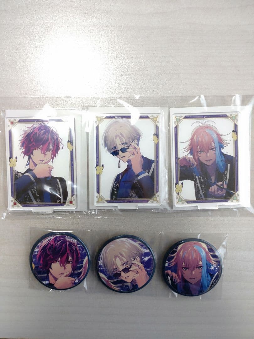 UN:LOGICAL アクスタ　缶バッジ　セット