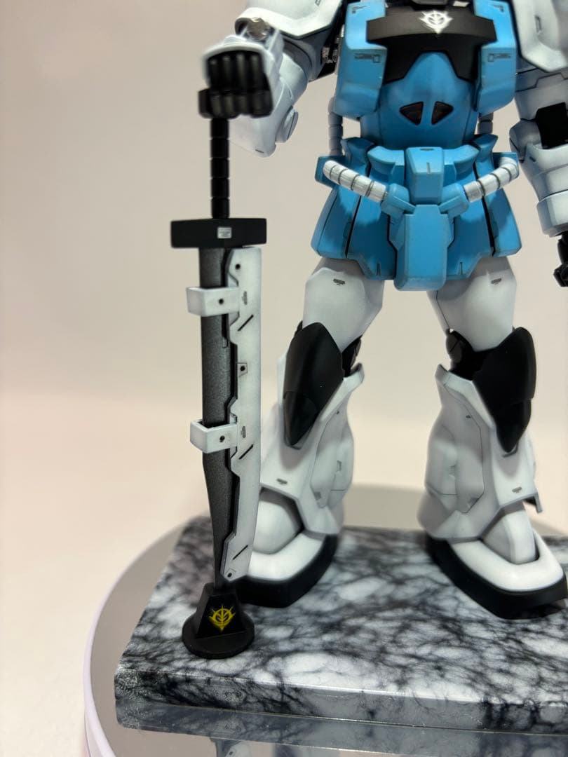 HG グフカスタム(ヴァイスローゼ)塗装完成品