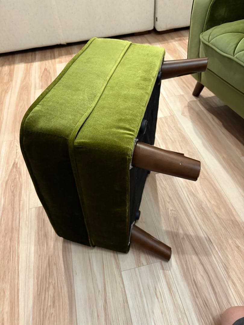 グリーン ベルベット ソファ