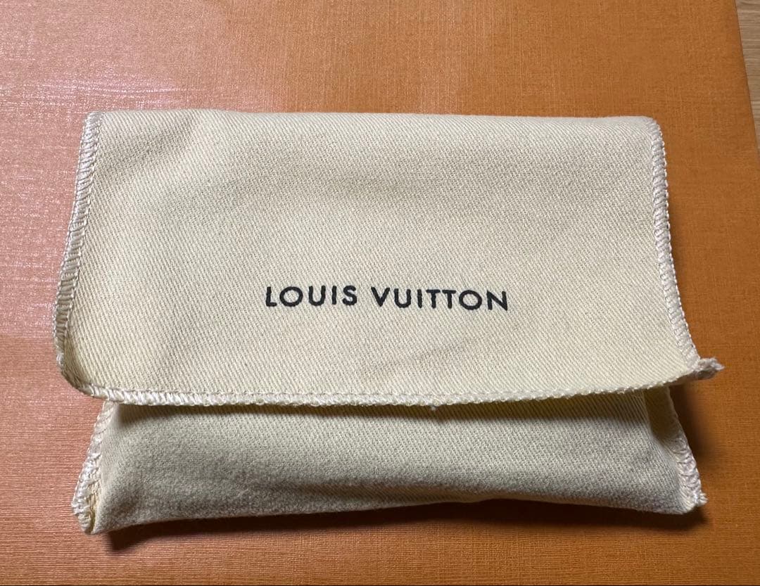 美品ルイヴィトン Louis Vuitton ダミエ レザー 6連キーケース