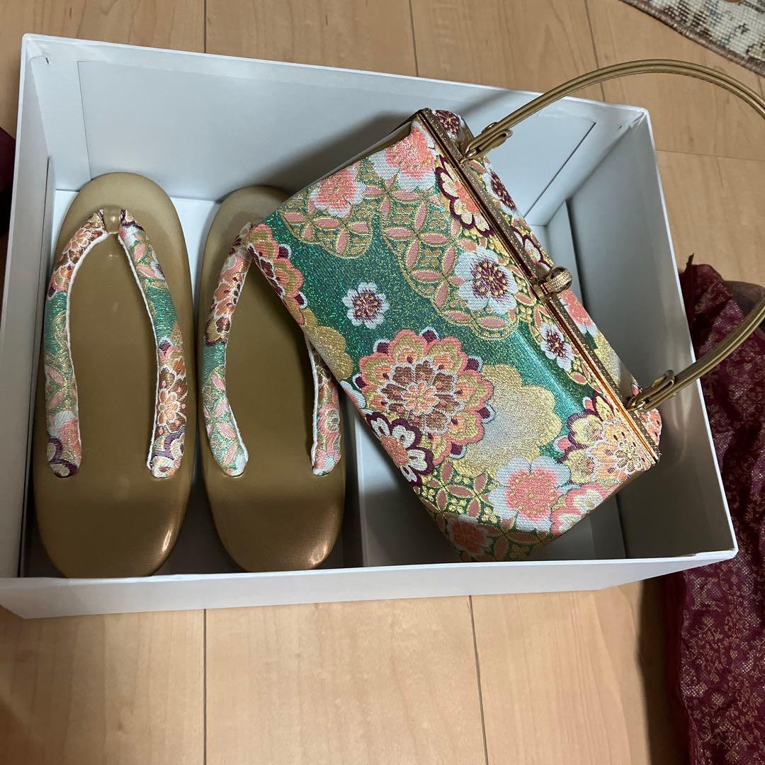 タイムセール中❣️成人式用 花柄和装用バッグと草履Lセット 写真撮りのみ使用 24