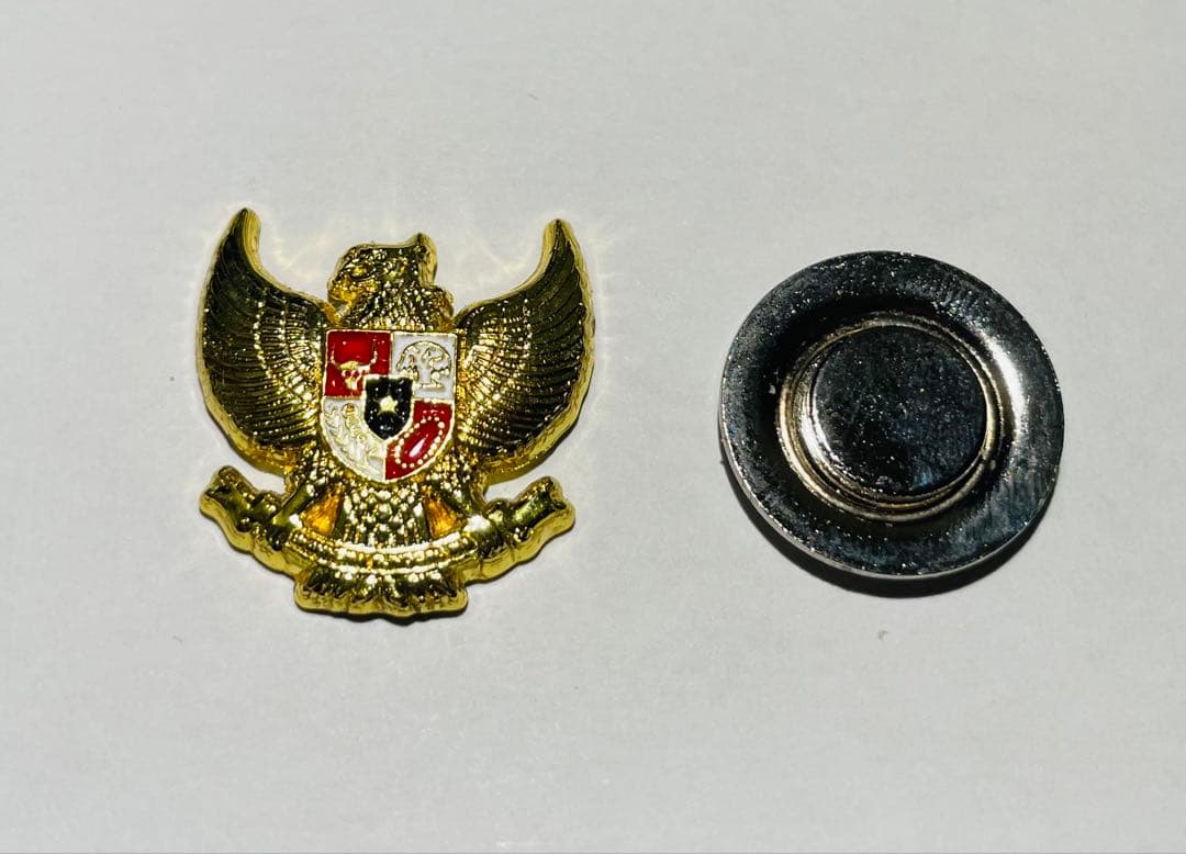 【極レア！大阪万博】インドネシア館VIP用ピンバッジ　ガルーダ