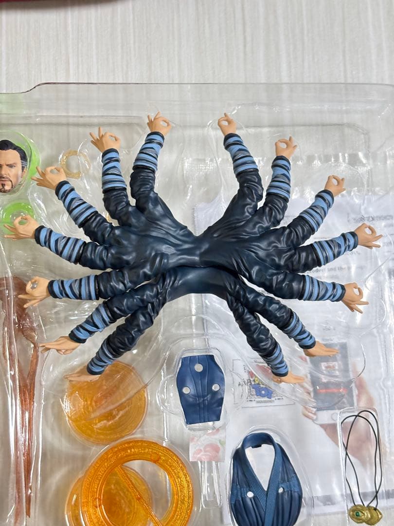 正規品 MAFEX ドクターストレンジ フィギュア marvel