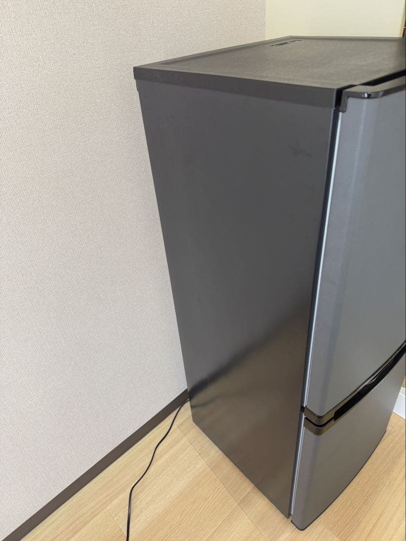 【送料無料】冷蔵庫 140L 右開き JR139HM01 美品