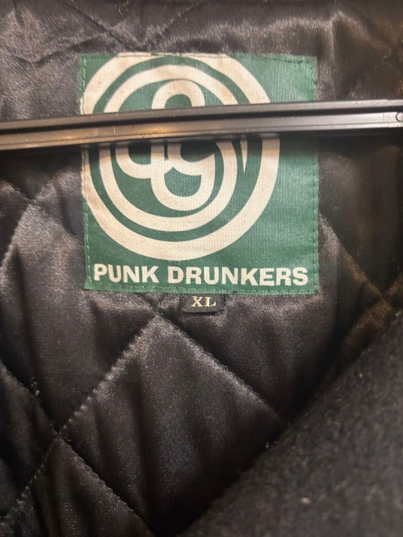 ポケット破れあり、PUNK DRUNKERS スカルプリント ジャケット XL