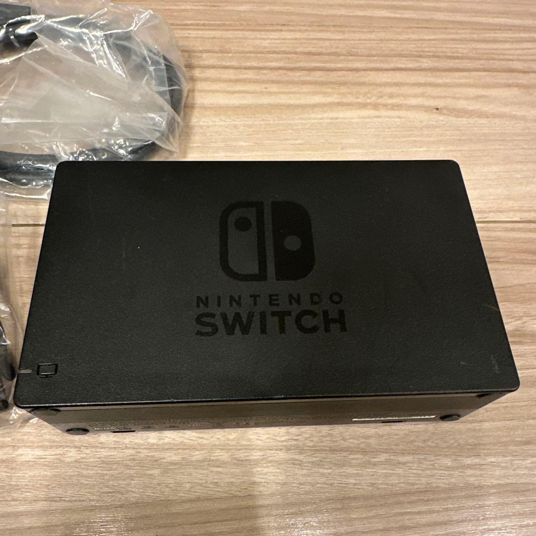 ニンテンドースイッチ　本体　コントローラー3点