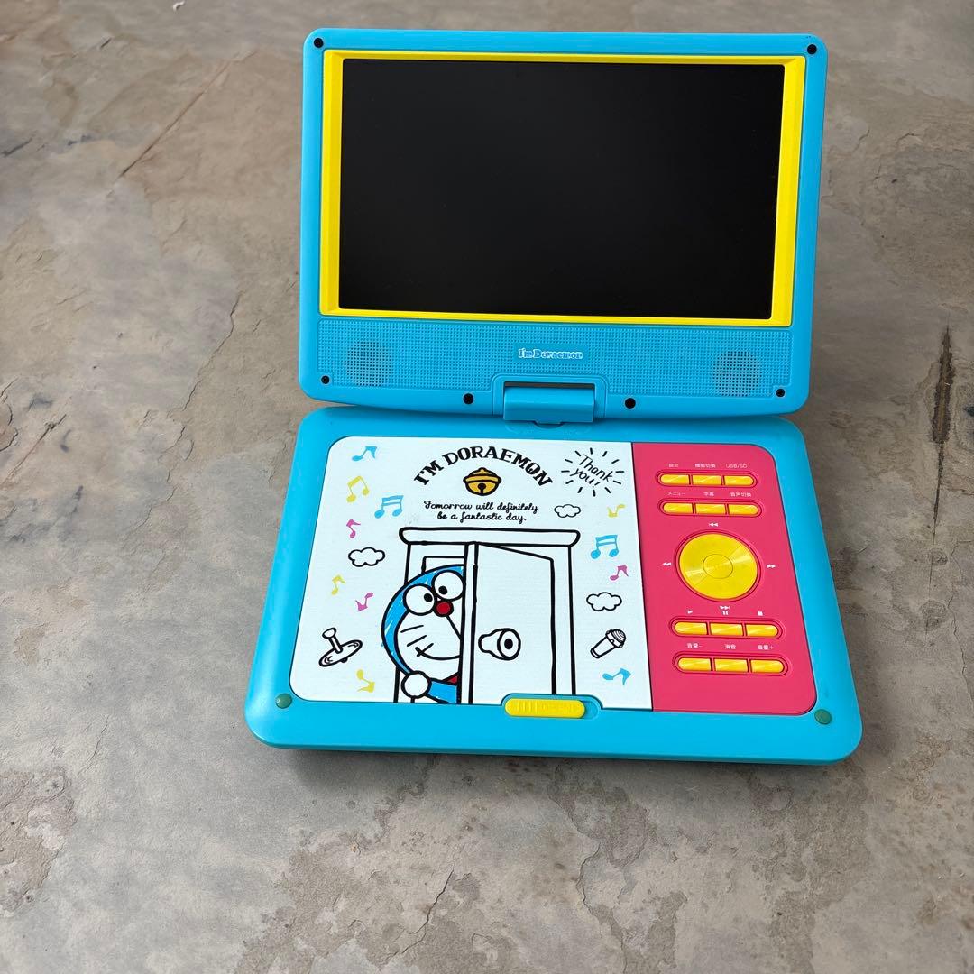 ドラえもん ポータブルDVDプレーヤー