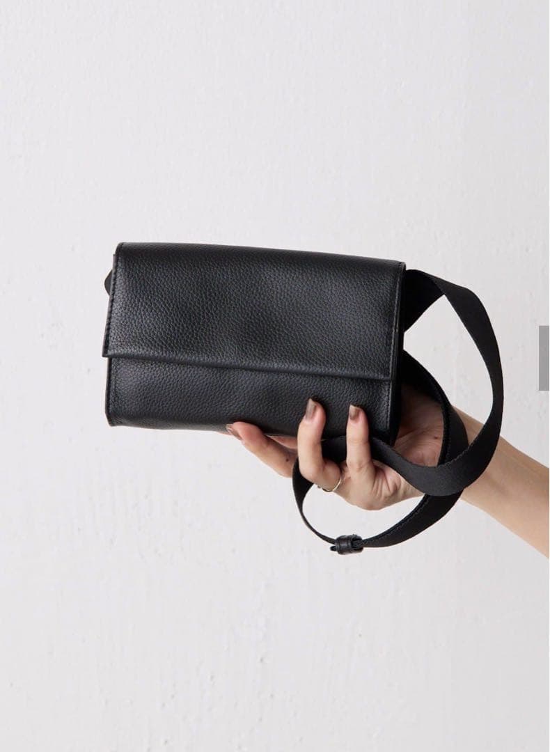 イアパピヨネ／ミニワイドベルトショルダー