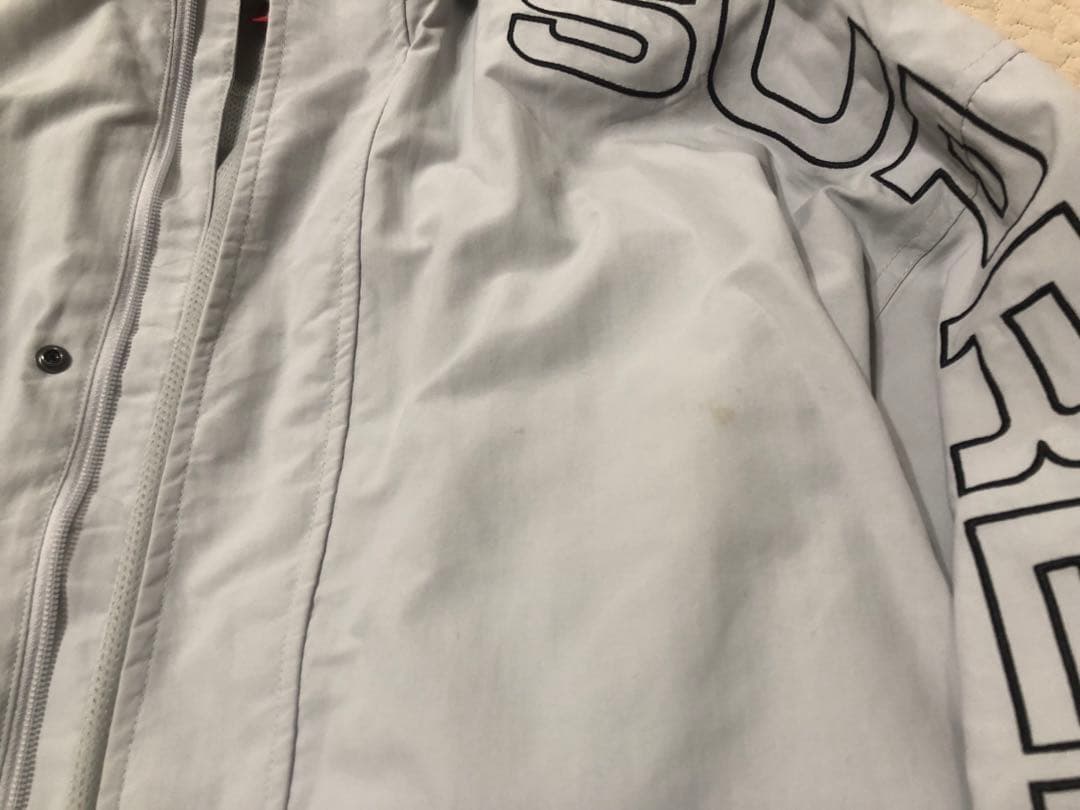 ジャケット・アウター SUPREME Spellout Embroidered TrackJacket