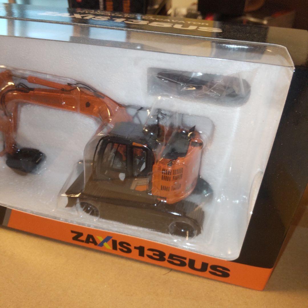 日立建機　HITACHI ZAXIS135US 1/50